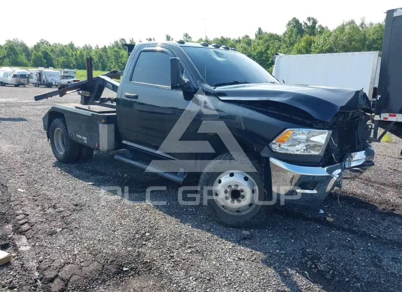 2017 RAM 3500 photo
