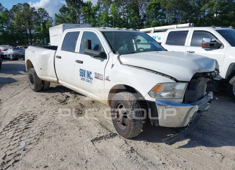 2017 RAM 3500 photo