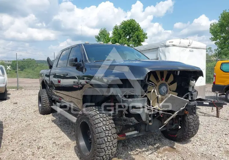 2017 RAM 2500 photo