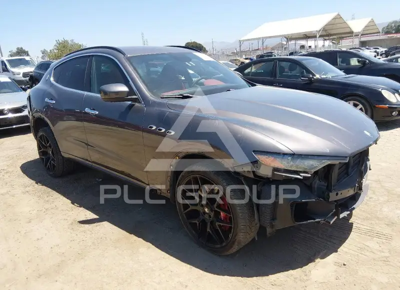2017 Maserati LEVANTE фото