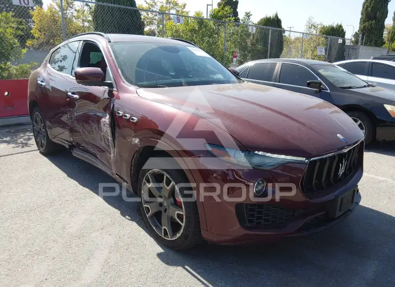 2017 Maserati LEVANTE фото