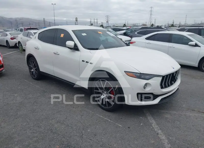 2017 Maserati LEVANTE фото