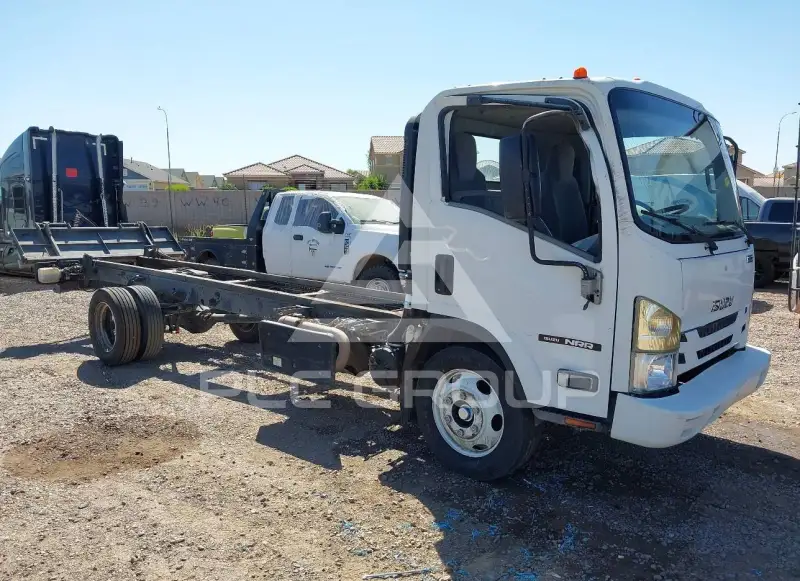 2017 Isuzu NRP фото