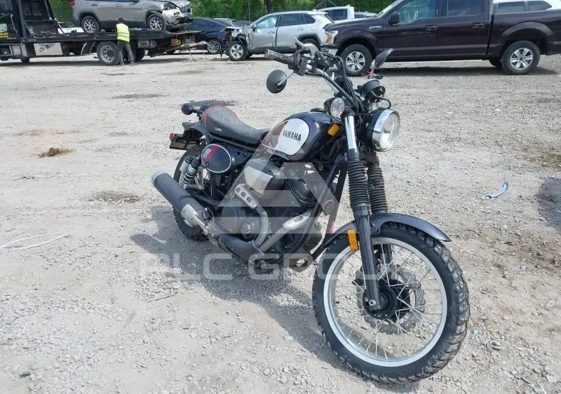 2017 Yamaha SCR950 фото