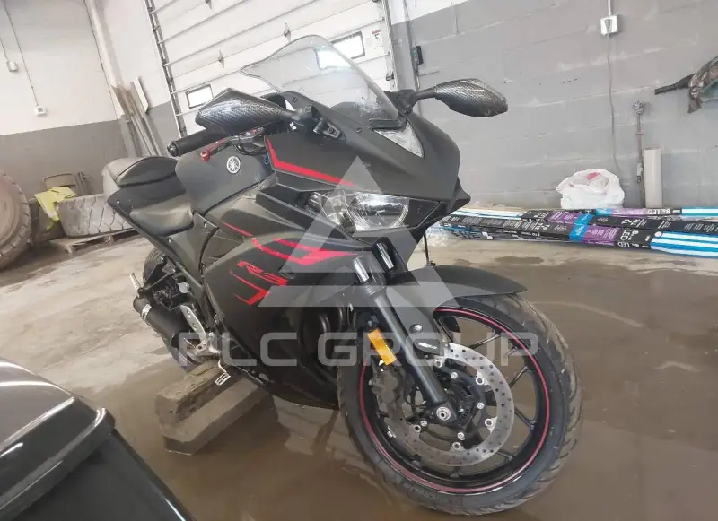 2017 Yamaha YZFR3 фото
