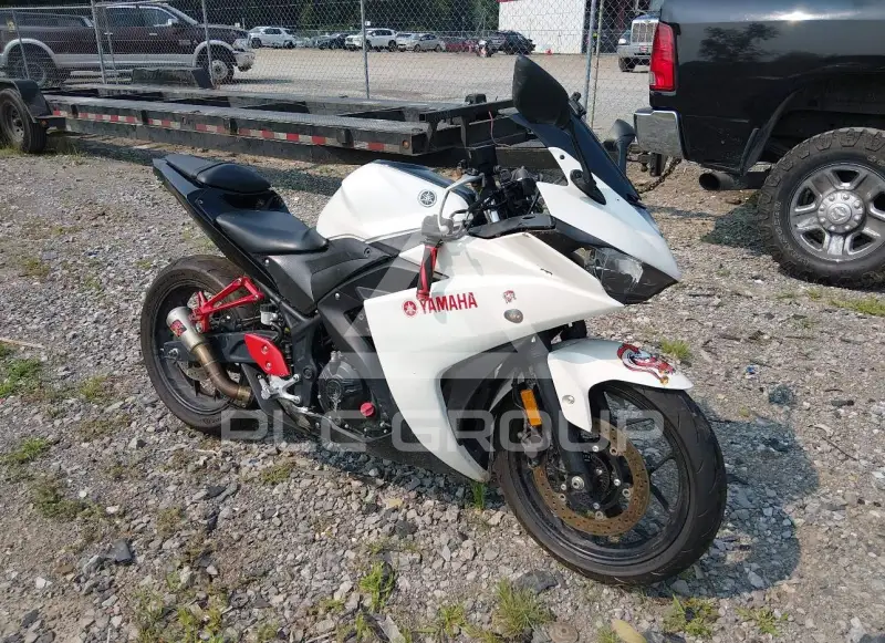 2017 Yamaha YZFR3 фото