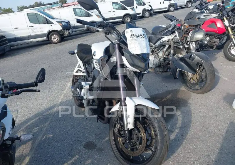 2017 Yamaha FZ09 фото