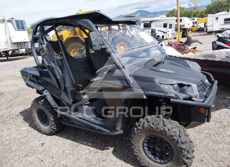 2017 Can-AM COMMANDER фото