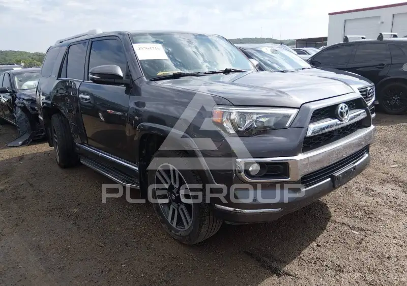 2017 Toyota 4 RUNNER photo