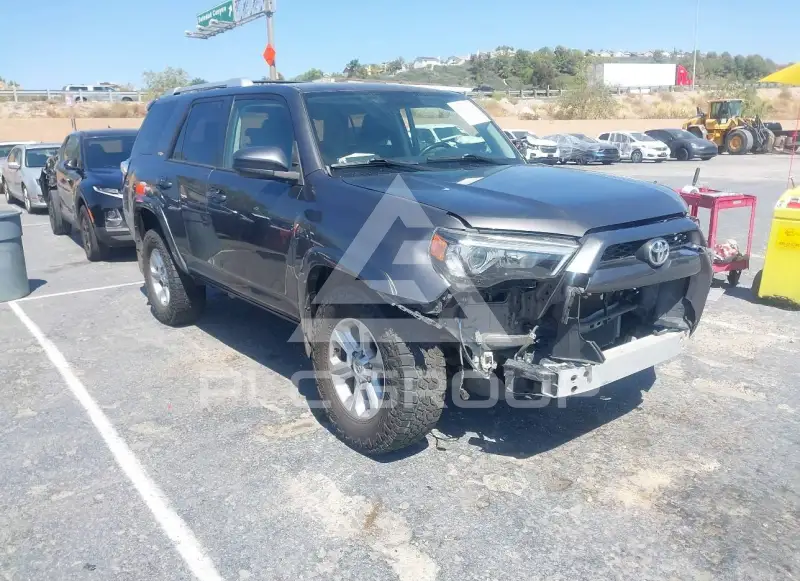 2017 Toyota 4 RUNNER фото
