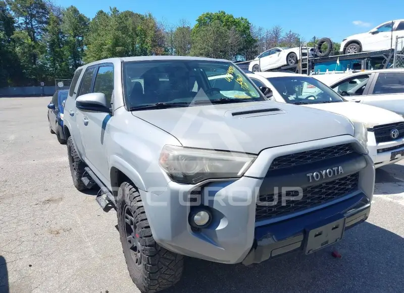 2017 Toyota 4 RUNNER фото