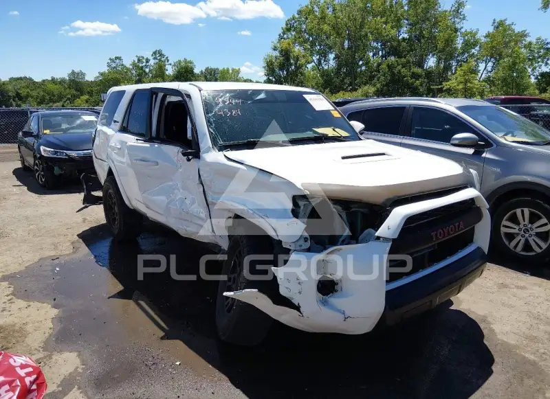 2017 Toyota 4 RUNNER фото