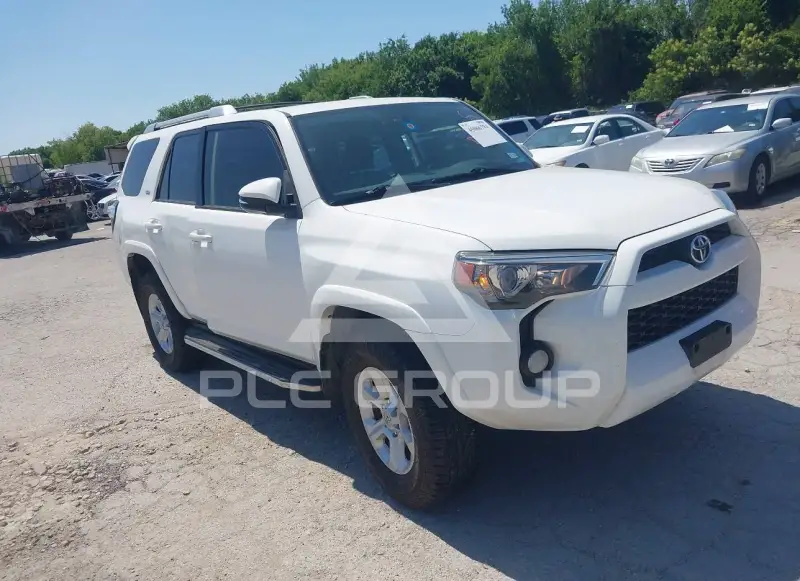 2017 Toyota 4 RUNNER фото