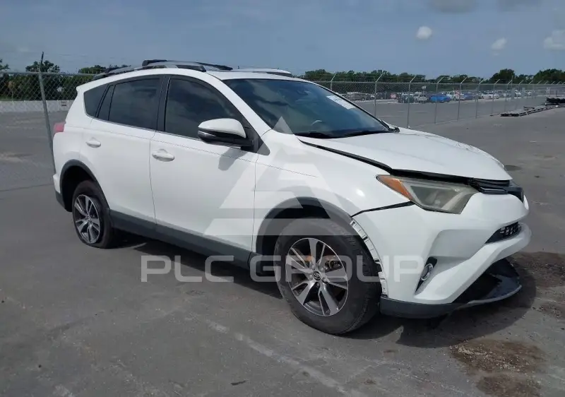 2017 Toyota RAV4 photo