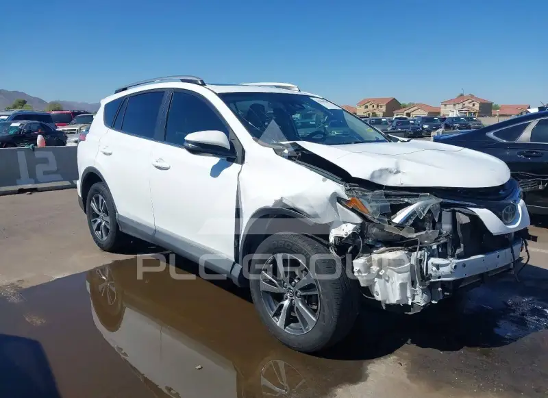 2017 Toyota RAV4 фото