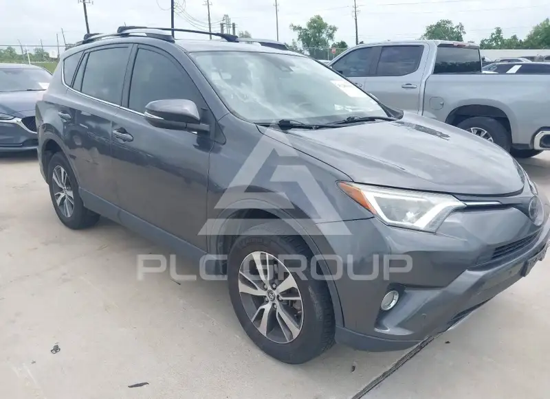 2017 Toyota RAV4 фото