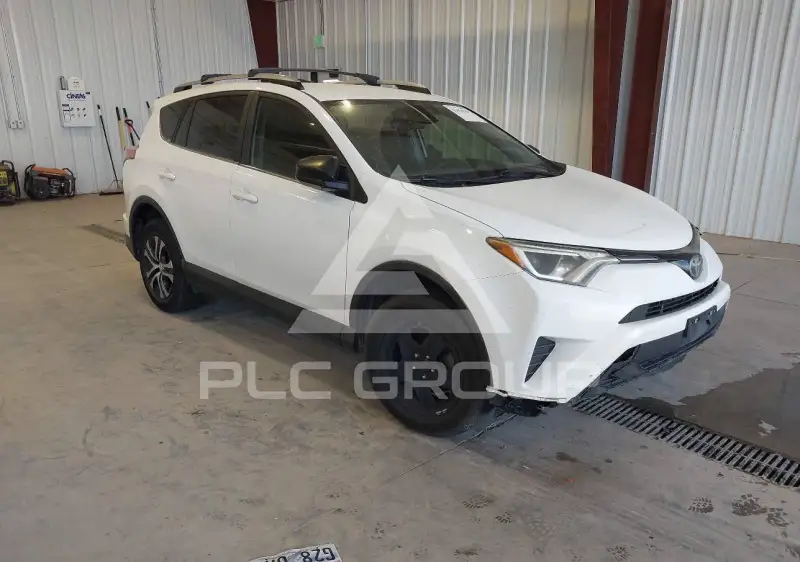 2017 Toyota RAV4 фото