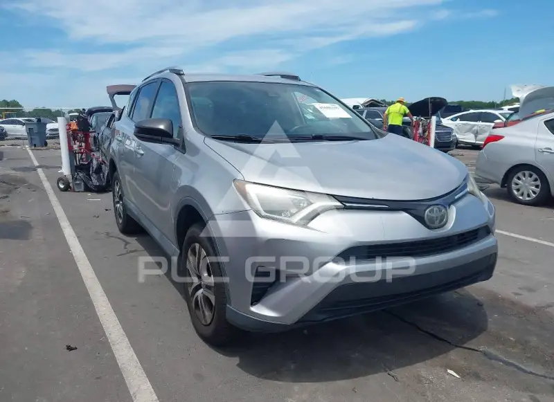 2017 Toyota RAV4 photo