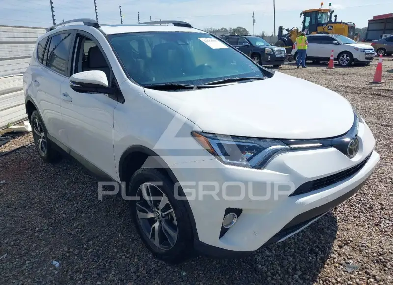 2017 Toyota RAV4 photo