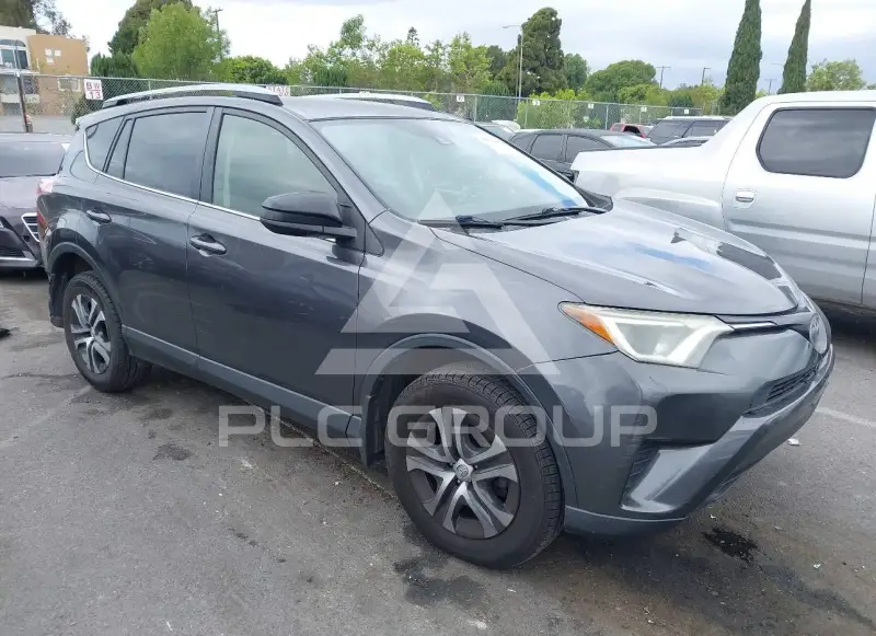 2017 Toyota RAV4 фото
