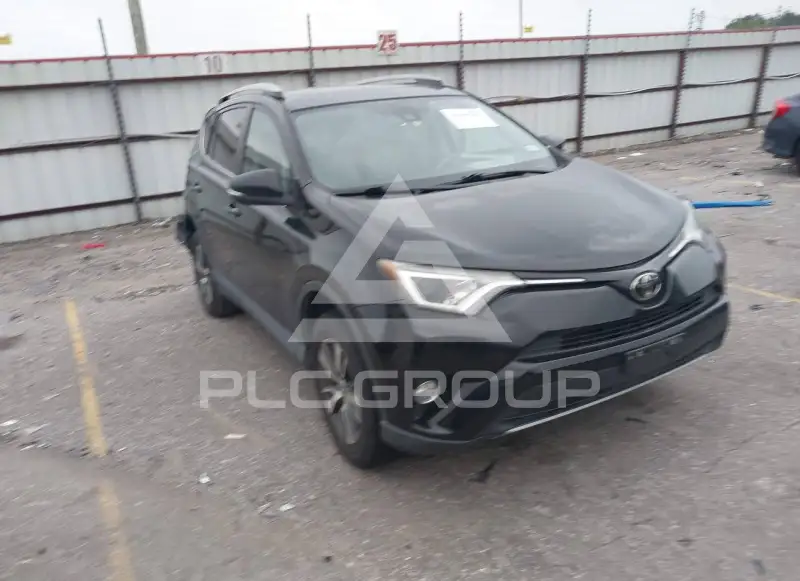 2017 Toyota RAV4 фото