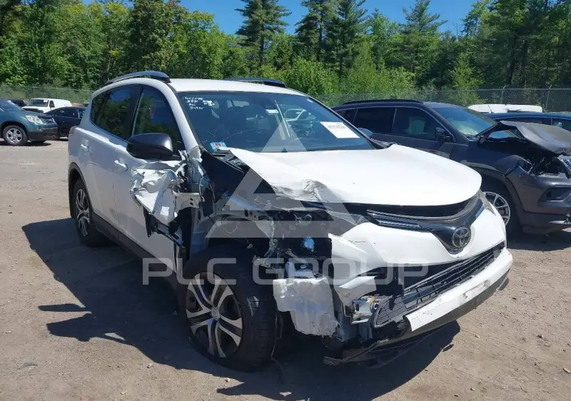 2017 Toyota RAV4 фото