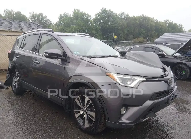 2017 Toyota RAV4 фото