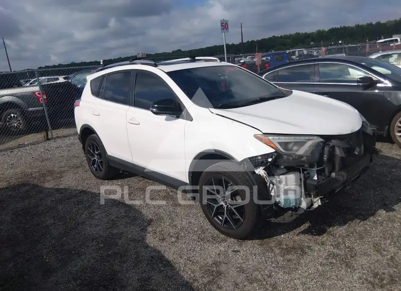 2017 Toyota RAV4 фото