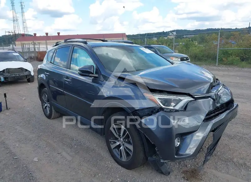 2017 Toyota RAV4 фото