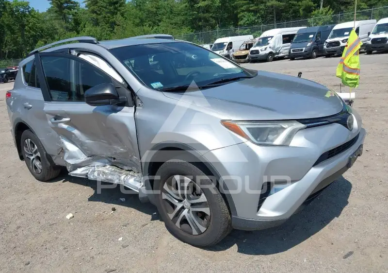 2017 Toyota RAV4 фото