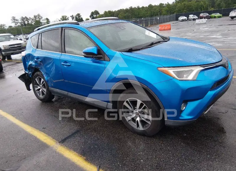 2017 Toyota RAV4 фото