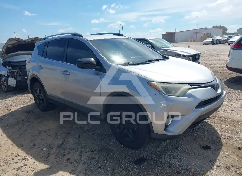 2017 Toyota RAV4 photo