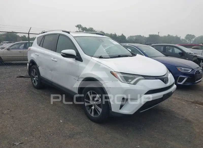 2017 Toyota RAV4 фото