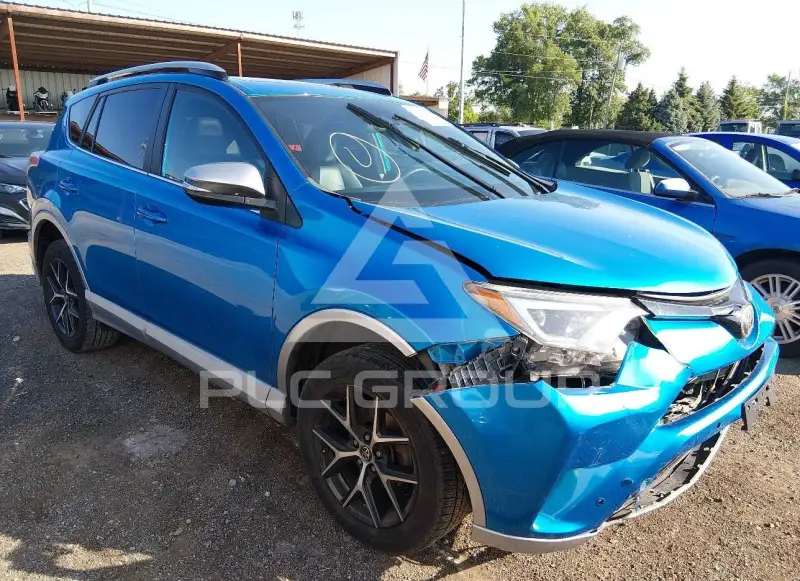 2017 Toyota RAV4 фото