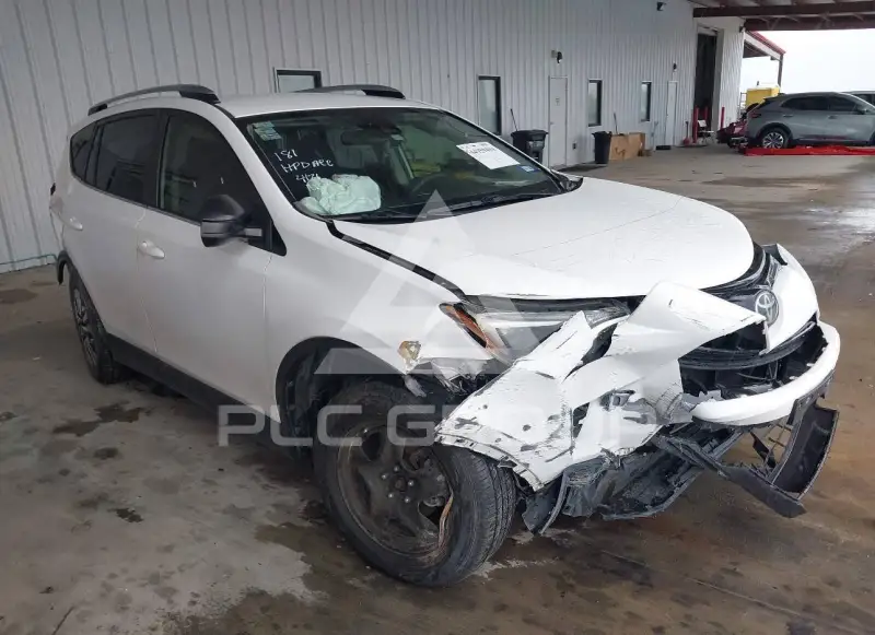 2017 Toyota RAV4 фото