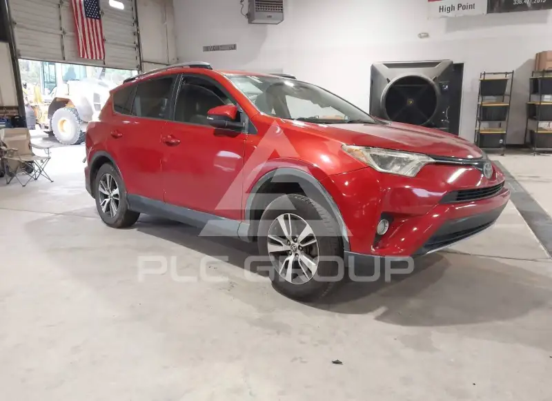 2017 Toyota RAV4 фото