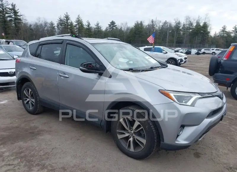 2017 Toyota RAV4 photo