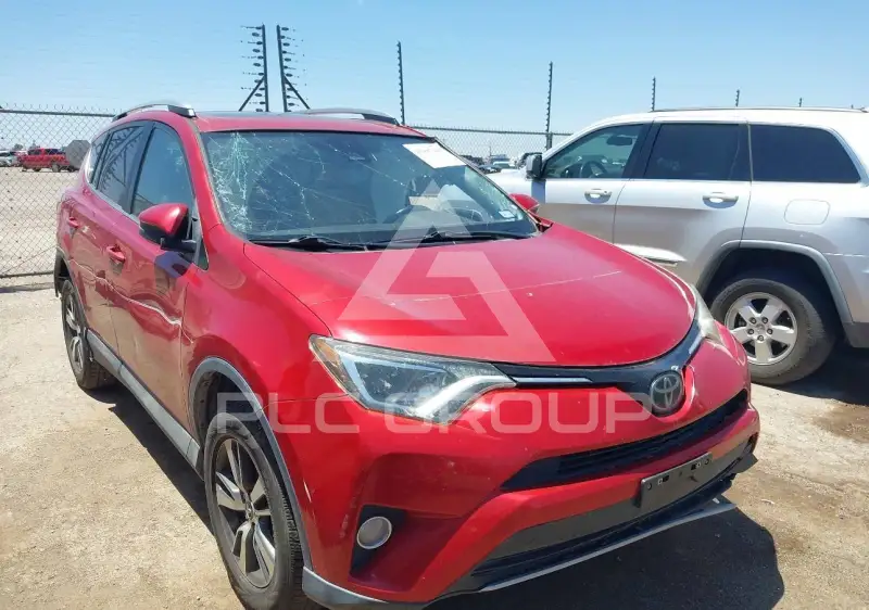 2017 Toyota RAV4 фото