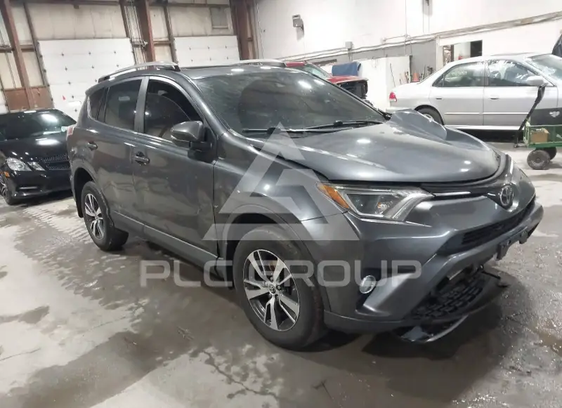 2017 Toyota RAV4 фото