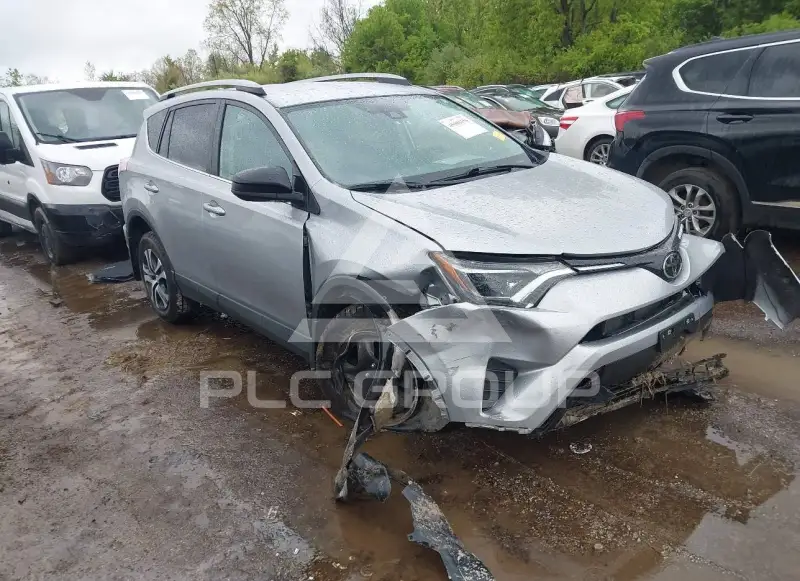 2017 Toyota RAV4 фото