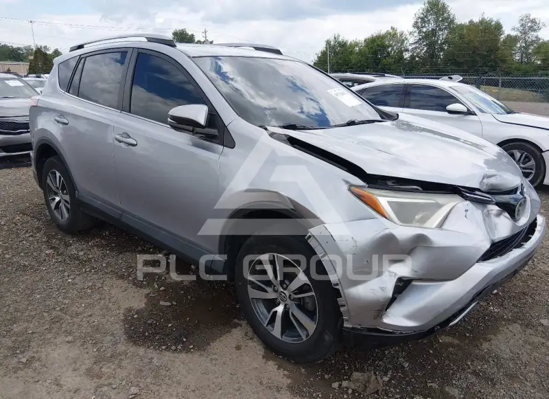 2017 Toyota RAV4 фото