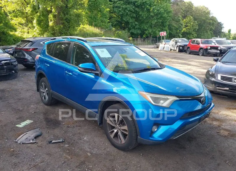 2017 Toyota RAV4 photo