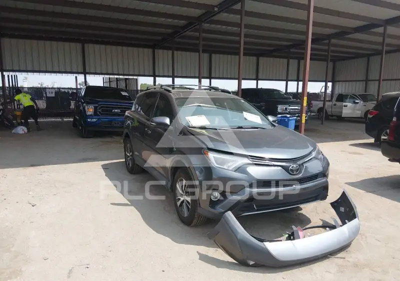 2017 Toyota RAV4 фото