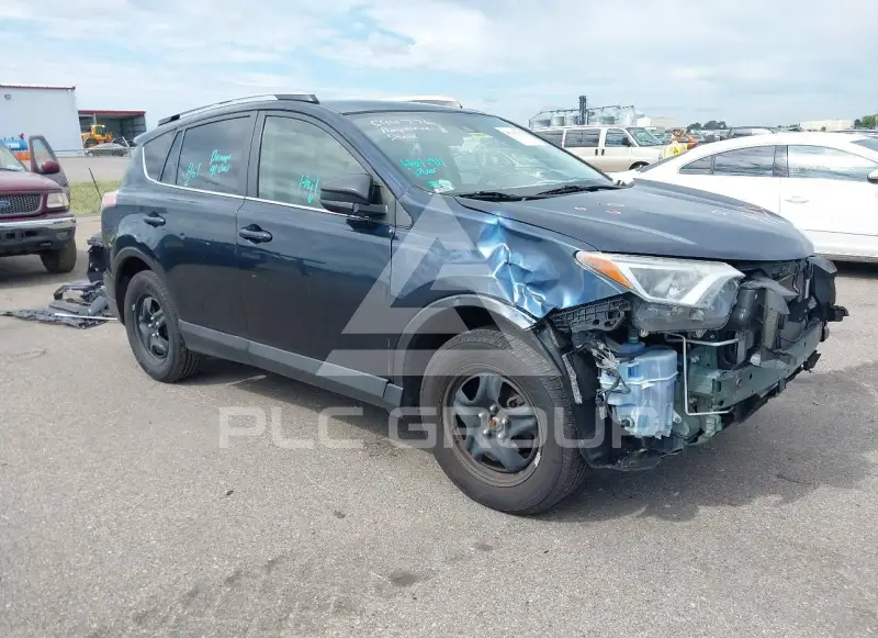 2017 Toyota RAV4 фото