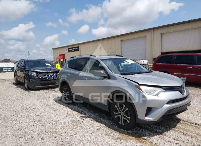 2017 Toyota RAV4 фото