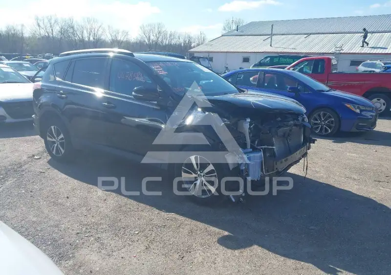 2017 Toyota RAV4 фото