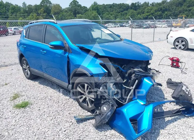 2017 Toyota RAV4 photo