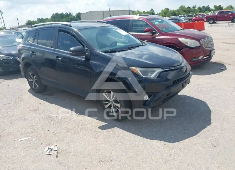 2017 Toyota RAV4 фото