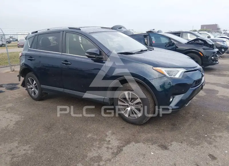 2017 Toyota RAV4 фото