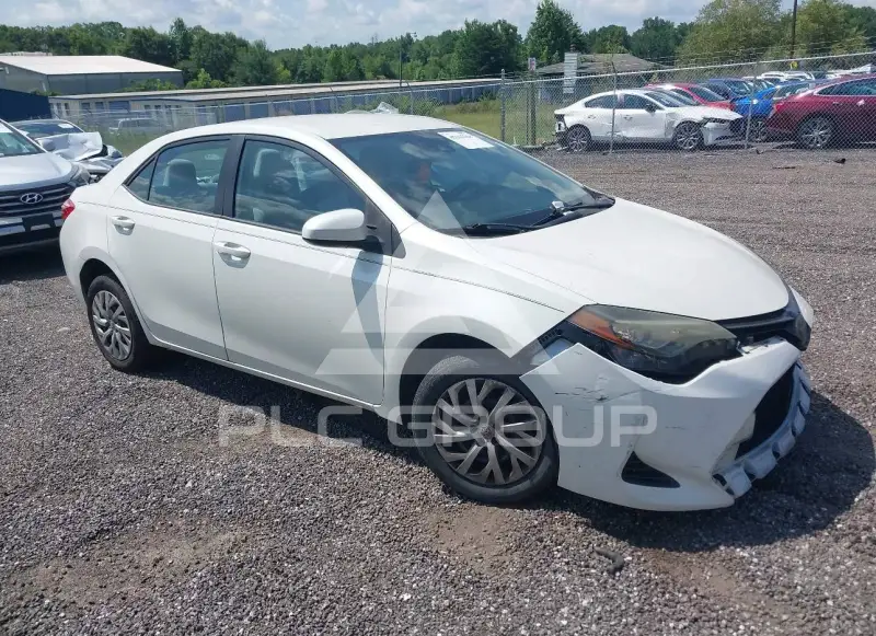 2017 Toyota COROLLA фото